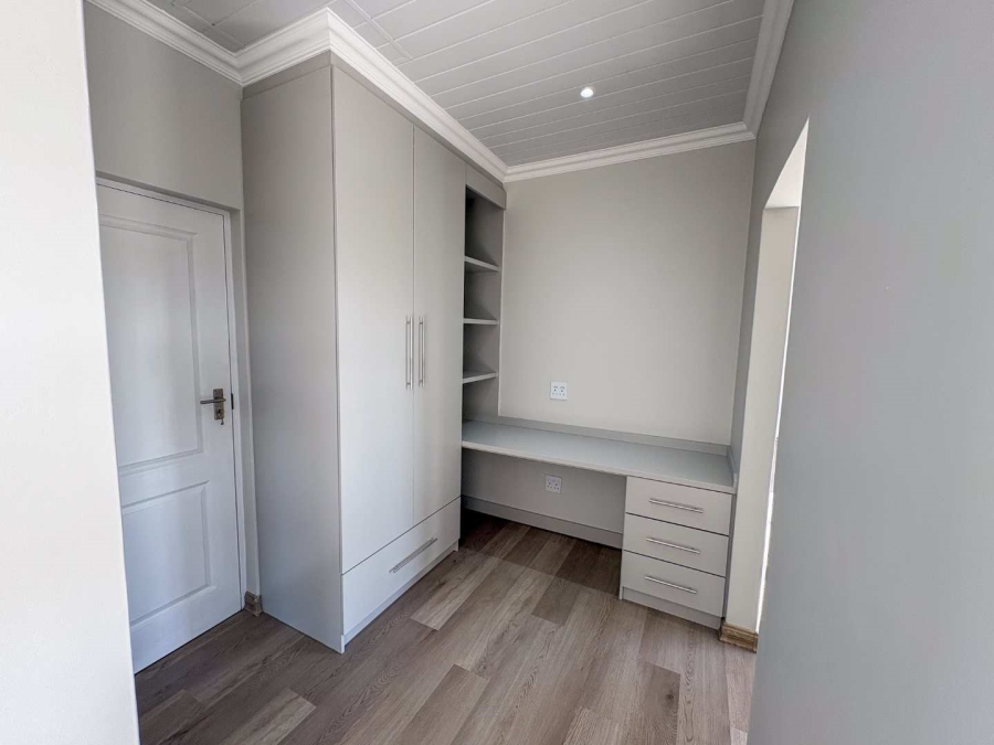 3 Bedroom Property for Sale in Stilbaai Wes Western Cape